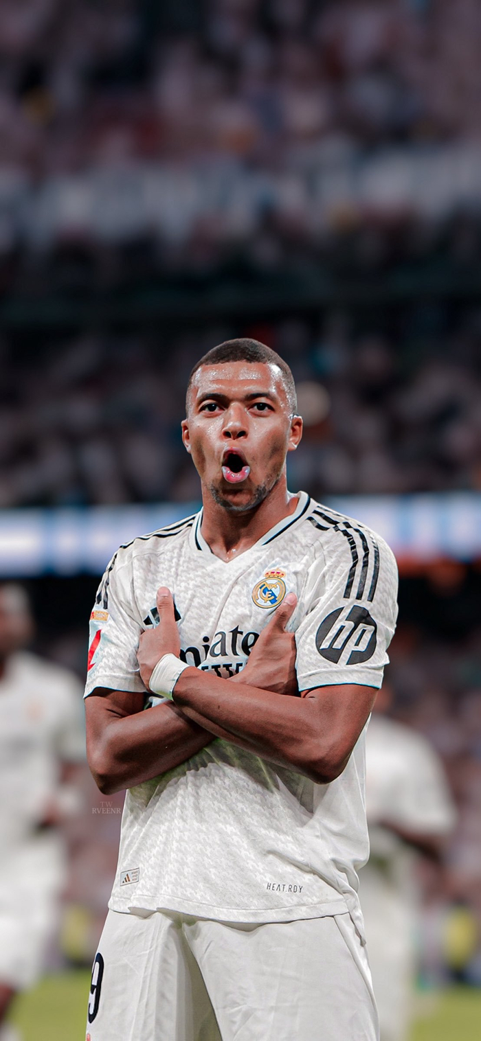 马丁内斯：输球能让球队成长；球员受伤或停赛就不会留在集训