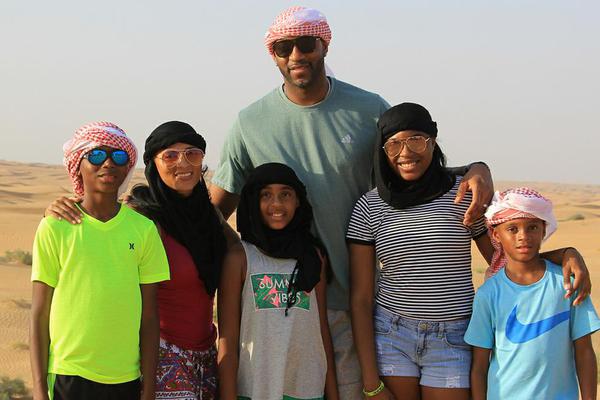 代表三支不同球队连续5场欧冠进球，哈兰德是历史第一人（为三队均斩获欧冠五连场进球，哈兰德成史上首人）