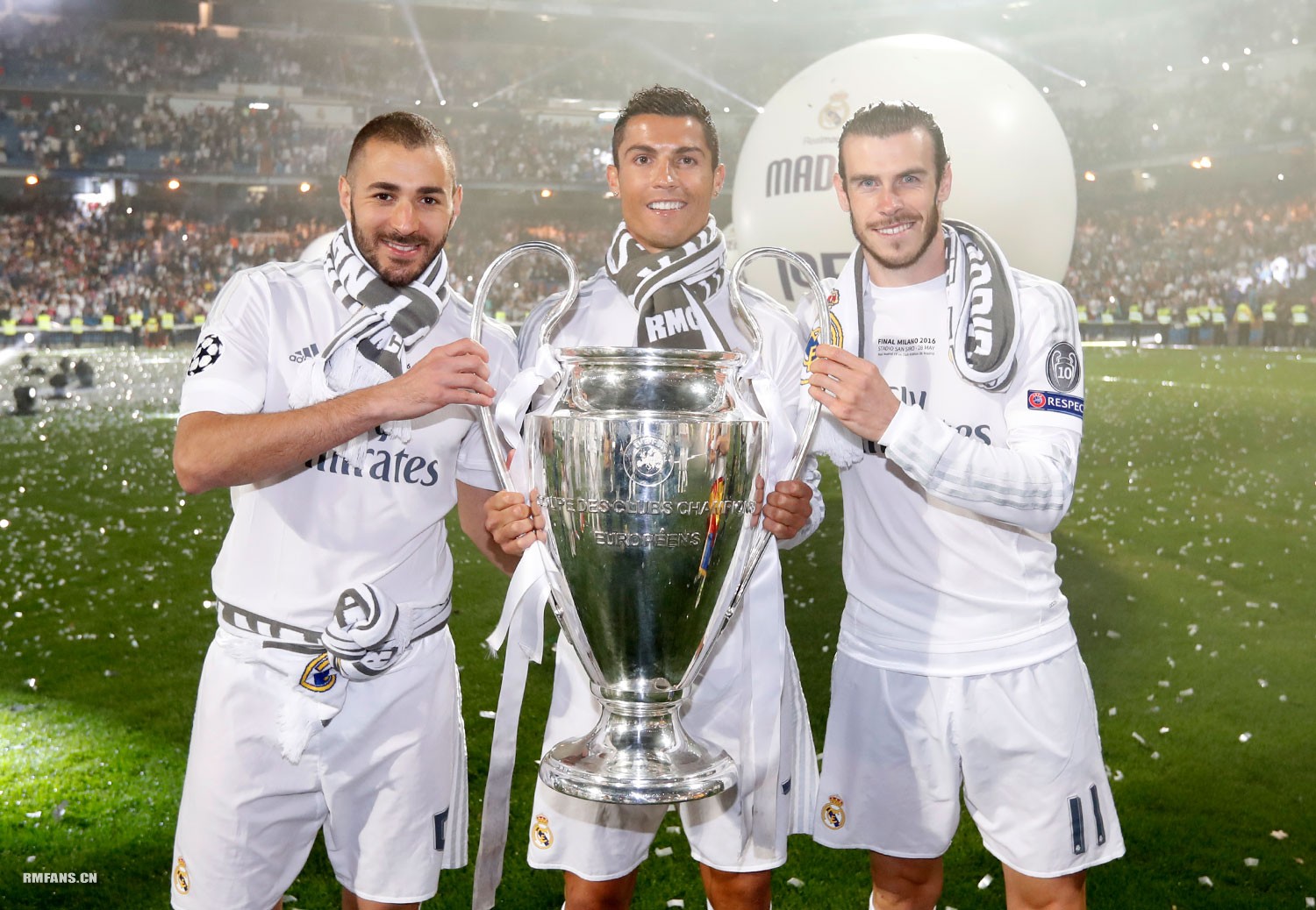 篮球火箭球队训练营气氛积极